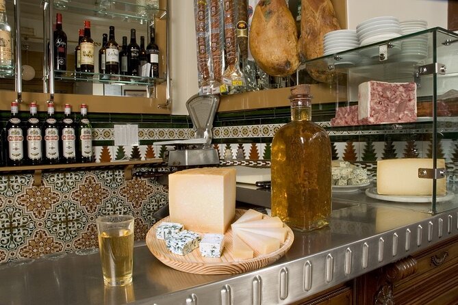 Old Madrid Tapas and Fine Wine Small Group Tour - Logistics That Matter for a Smooth Evening