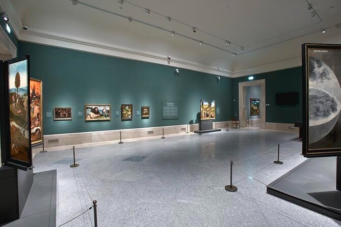 Prado Museum Guided Tour with Skip-the-Line Ticket - Meeting at Plaza de Cánovas del Castillo, then stepping into the Prado flow