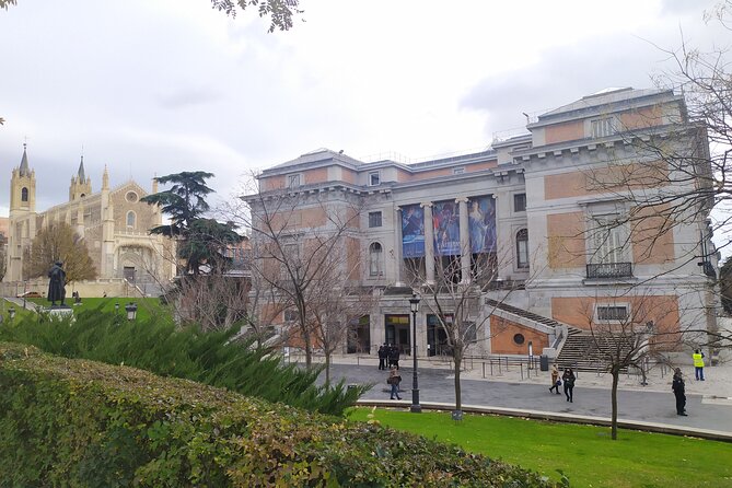 Prado Museum Private Tour in Madrid - What makes the guide style stand out in real life