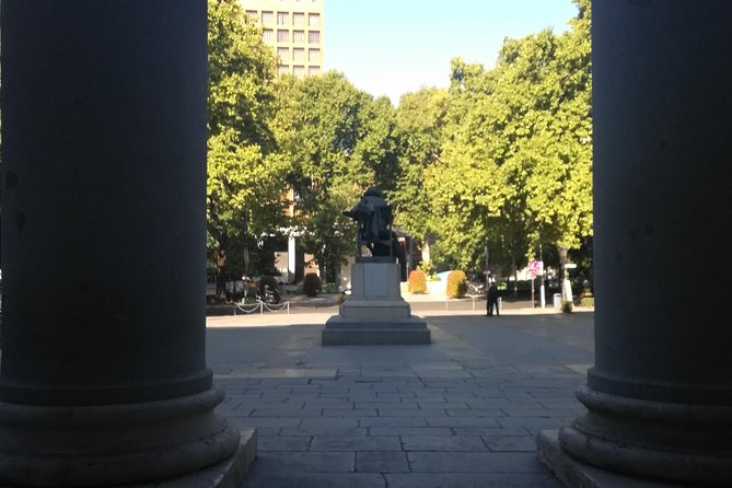 Prado Museum Small Group Tour with Skip the Line Ticket - English Guide Experience: How the Explanations Stay Clear