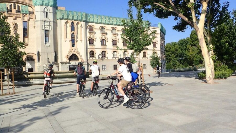 Private Madrid Bike Tour | Exclusive Guided Tour | From 30€ - How the guide tailoring actually works