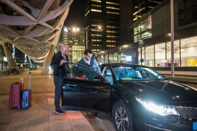 Private transfer departure from City Centre to Madrid Airport