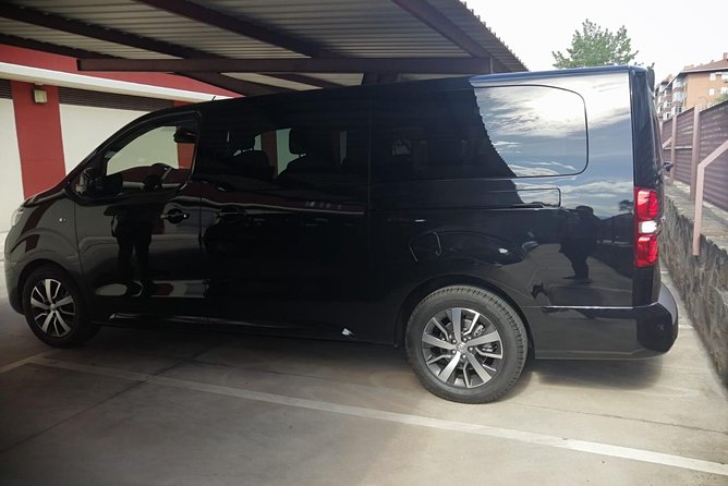 Private Transfer Madrid Barajas Airport to Madrid in Vans up to 7 Passengers - Price and value: when €70 one way makes sense
