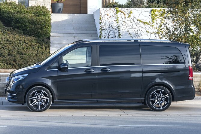 Private Transfer: Madrid to Madrid Airport MAD in Luxury Van - Key Things to Know Before You Go