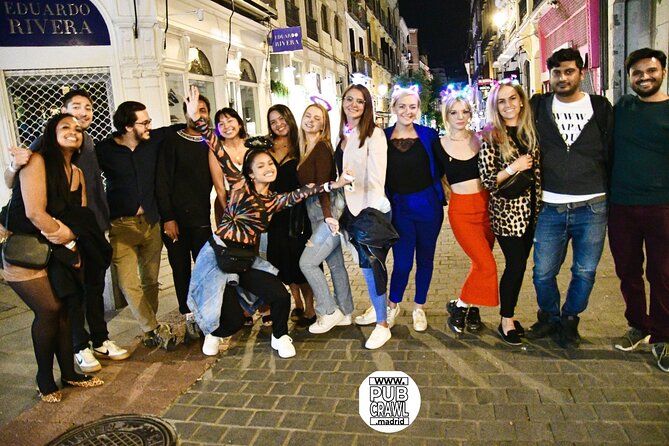 Pub Crawl Madrid by Mad Party Crew - Stop 2 at Hood Dogs by Planet Club: Keeping the Energy Moving
