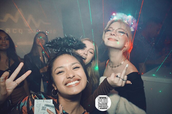 Pub Crawl Madrid by Mad Party Crew - Dress Code Rules That Can Stop Your Night Fast