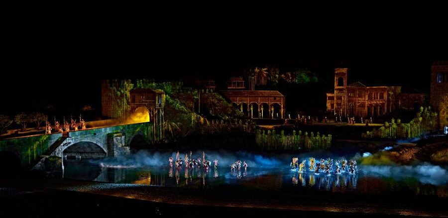 Puy du Fou España and El Sueño de Toledo Entry - El Sueño de Toledo: 1,500 years on a 50,000 sq m stage