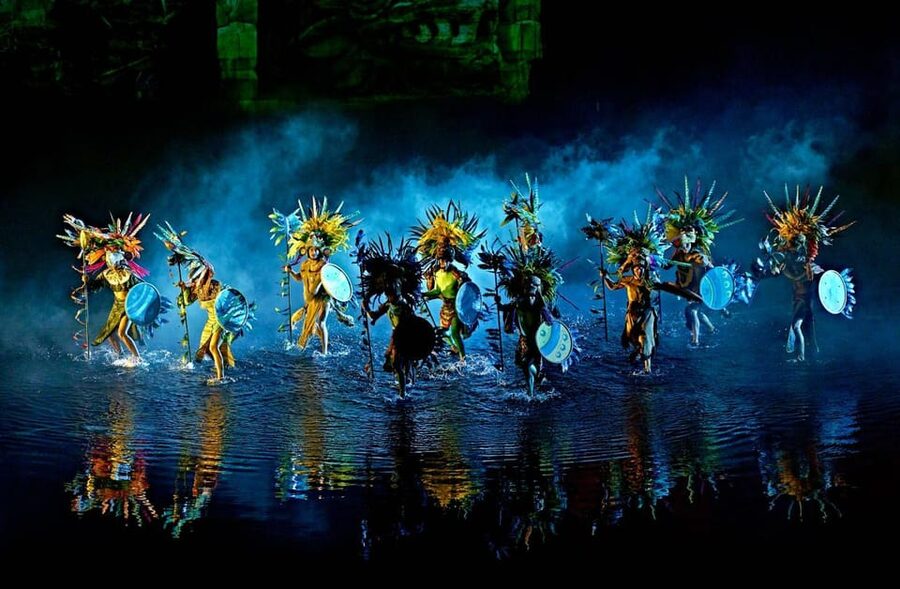 Puy du Fou España "El Sueño de Toledo" Night Show - The Scale of the 50,000 sq m Stage and the 200-Performer Spectacle
