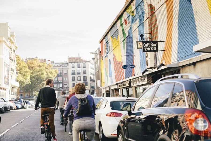 Rent a Bike in Madrid -Free phone holder and selfguided tour - Key points that matter before you pedal