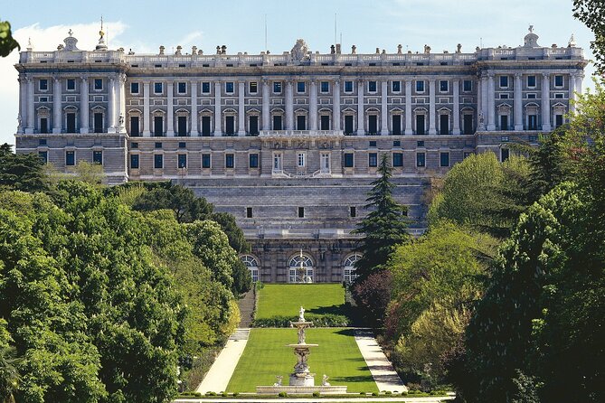 Royal Palace of Madrid Early Entrance Tour Skip-The-Line Ticket - Royal Armory time: how to use it after the tour