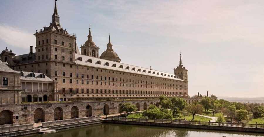 Royal Site of San Lorenzo de El Escorial Entrance Ticket - El Escorial’s inside surprise: strict exterior, theatrical interiors