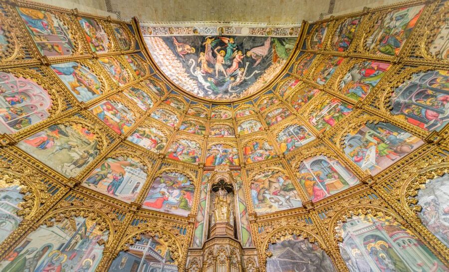 Salamanca: Cathedral of Salamanca Ticket with Audio Guide - Episcopal Palace exhibitions: art and authority in the same footprint