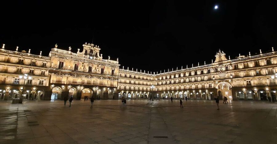 Salamanca: Legends and Stories Private Night Walking Tour - Key things to know before you go