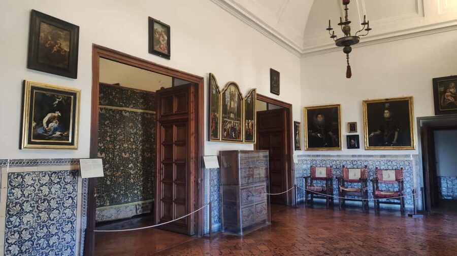 San Lorenzo de El Escorial Monastery: Private Tour - Basilica to library: art, science, and Philip II’s “mindset” in stone