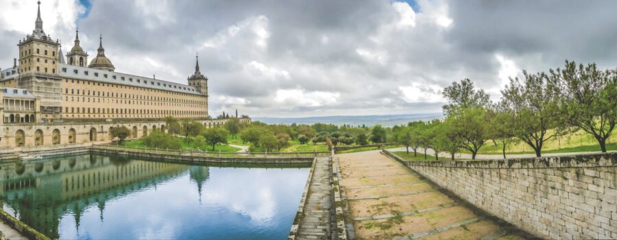 San Lorenzo de El Escorial Monastery: Private Tour - Renaissance gardens, Sierra del Guadarrama views, and a peacock bonus