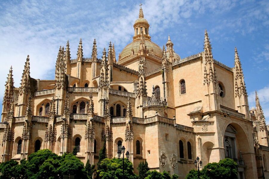 Segovia: Guided Walking Tour with Cathedral & Alcázar Entry - Ornate streets and historic “in-between” stops that make Segovia feel lived-in