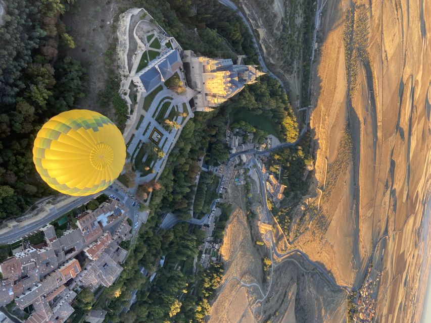 Segovia: Hot Air Balloon Flight with Picnic and Cava - Price and value: why the number makes sense