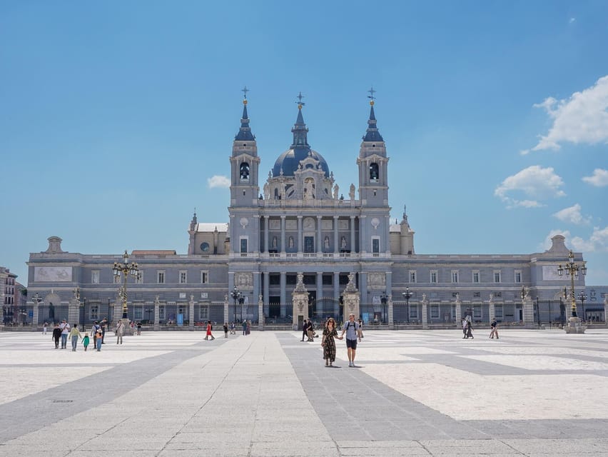 "Skip the line" Royal Palace + Prado Museum - How to decide if this tour fits your style
