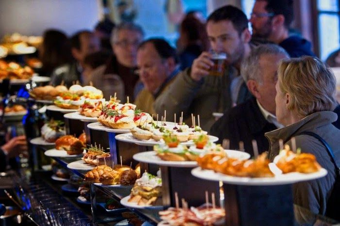 Tapas Crawl in Madrid Historical Quarter for Lunch or Dinner - A Madrid tapas crawl that actually teaches you how to eat like a local