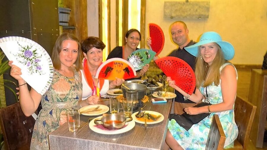 Tapas Crawl in Madrid Historical Quarter for Lunch or Dinner - Where you start in the center of the story: Ópera and Plaza Isabel II