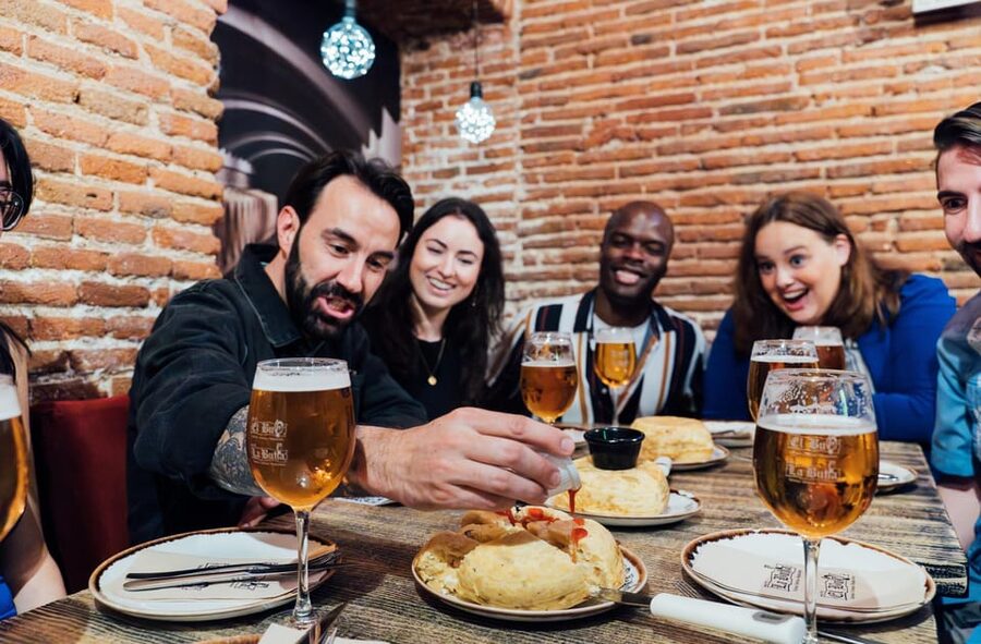 Tapas Food Tour with Dinner in Madrid - Price that makes sense for four stops and included drinks