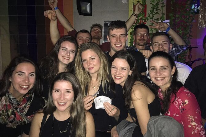 The Best Pubcrawl Walking Guided Tour Experience in Madrid - Timing, Waiting, and How to Avoid a Bad Start