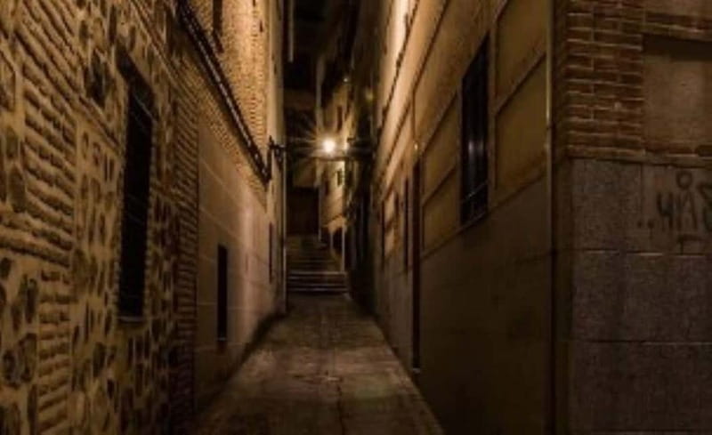 The Enchanted City: A Mysterious Tour of Toledo - Puerta del Reloj and Calle Nuncio Viejo, Old Toledo’s Quiet Signals
