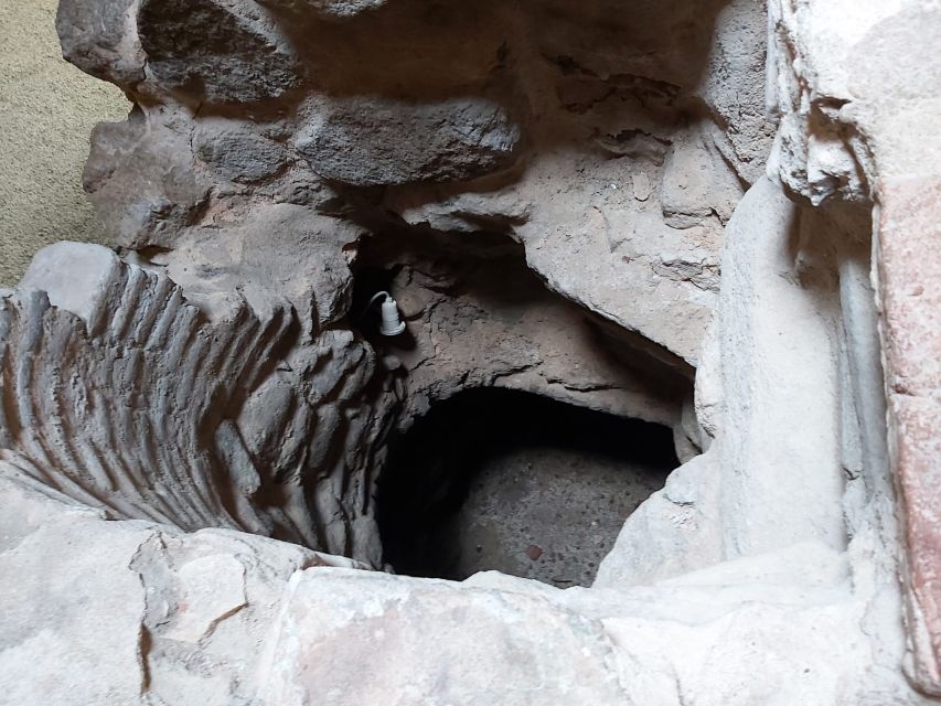 Toledo: Ancient Underground City Tour in Spanish - Roman Toledo’s old Nuncio baths, reused with purpose