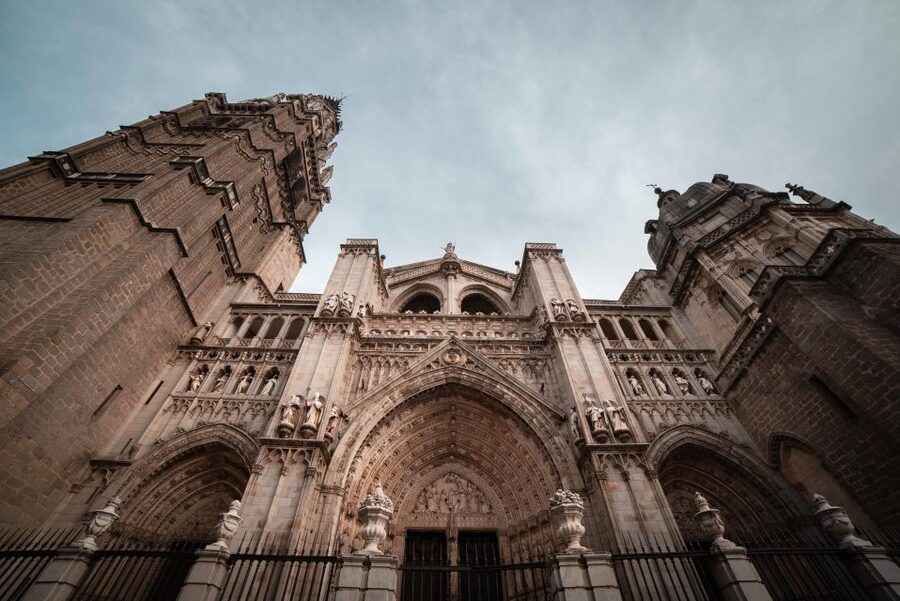 Toledo: Cathedral Tour with a Local Guide - Who Your Guide Might Be, and What Past Groups Enjoyed