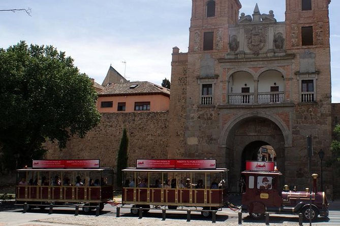 Toledo Full-Day Walking Tour with Guide from Madrid - La Judería and the Synagogue Stops: Santa María la Blanca