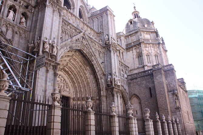Toledo Half Day Tour with Cathedral, St Tome Church & Synagoge - Santa María la Blanca Synagogue: One Building, Multiple Meanings