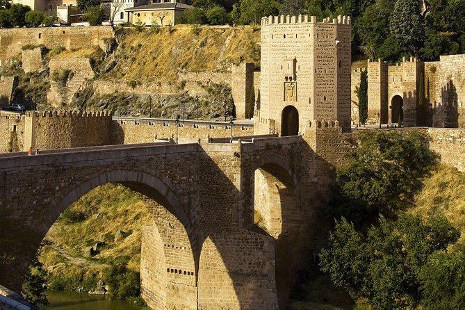 Toledo Half Day Tour with Cathedral, St Tome Church & Synagoge - Price and Value: Tickets, Transport, and Time Saved