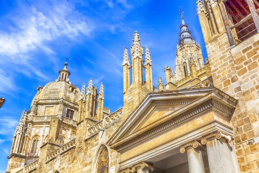 Toledo: History of the Three Cultures Guided Walking Tour - Jewish Quarter streets: where the history becomes physical