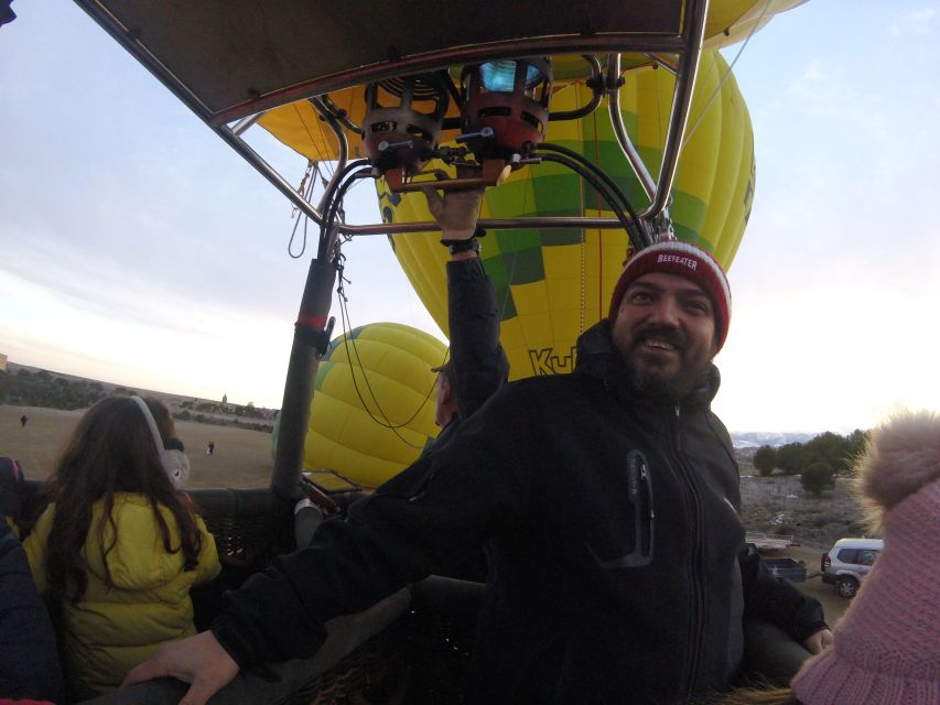 Toledo: Hot Air Balloon Ride with Spanish Breakfast - Who this tour is best for, and who should skip it