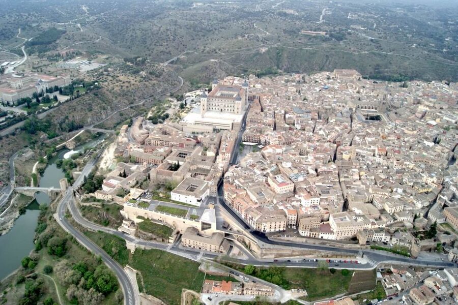 Toledo: Hot Air Balloon Ride with Spanish Breakfast - Meeting at Recinto Ferial de la Peraleda, and how not to miss your crew
