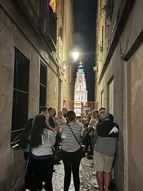 Toledo Mágico, the original night route: mystery, curiosities and secrets - Stop 3: the main 30-minute guided walk through Toledo’s darker corners
