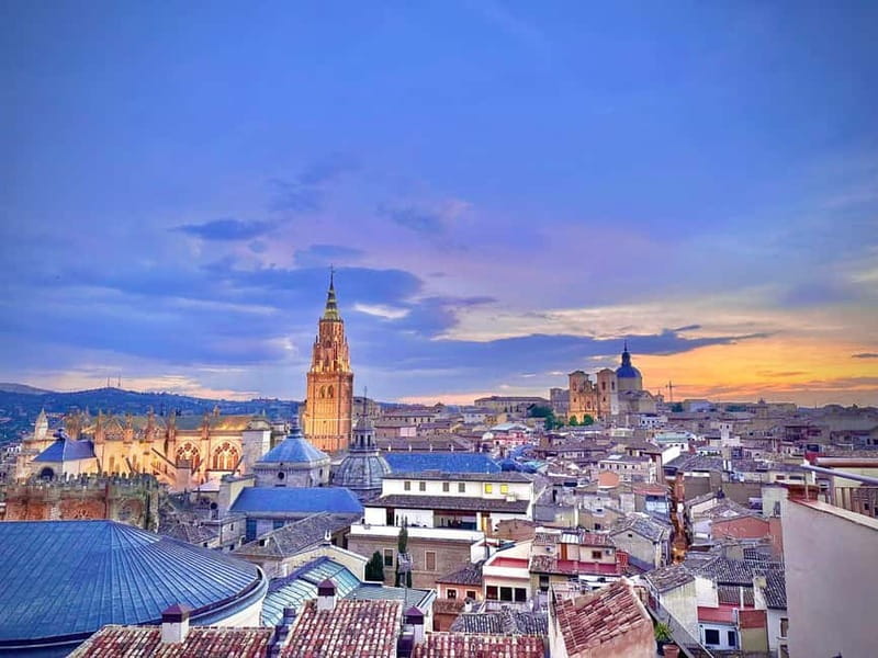 Toledo Mágico, the original night route: mystery, curiosities and secrets - The Spanish-only issue, and how to handle it
