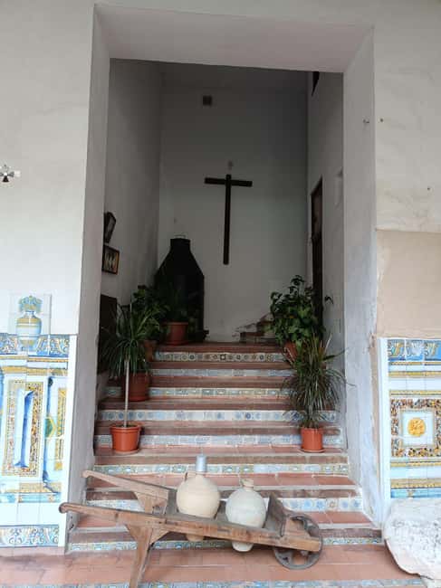 Toledo: Marzipan Convent Route with Tasting and Wine - Stop 1 at the Convent of the Comendadoras of Santiago (Order of Santiago)