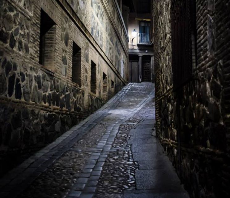 Toledo: Mysteries and Secrets Tour in Spanish - Meeting Point at Secretos de Toledo, No Guesswork