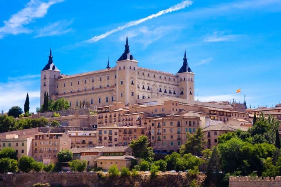 Toledo: Private tour with an official guide - Key highlights worth marking