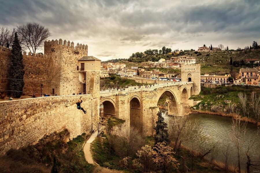 Toledo’s Gems: 3-Hr Private Tour with Expert Local Guide - Hidden Toledo Underground: When Optional Access Works