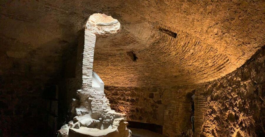Toledo: Underground Guided Tour with Entry Ticket - The Underground Entrance at Casa Rodrigo de la Fuente